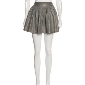 Gorgeous alice + olivia leather mini skirt